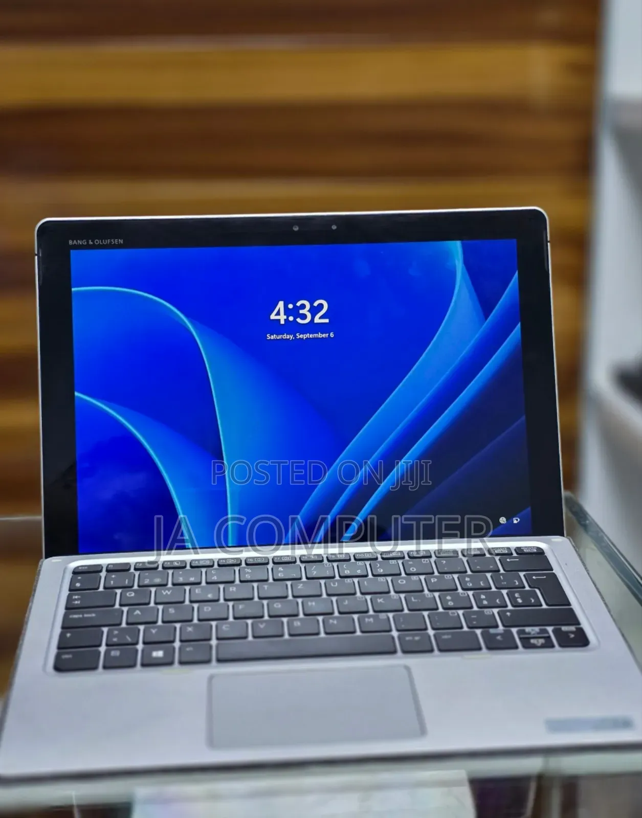 New Laptop HP Elite X2 1012 8GB Intel Core I5 SSD 256GB