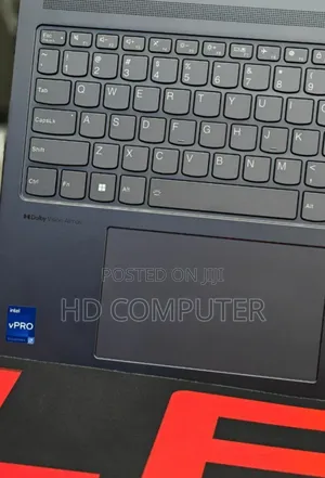 New Laptop Lenovo Yoga 7i 16GB Intel Core I7 SSD 1T