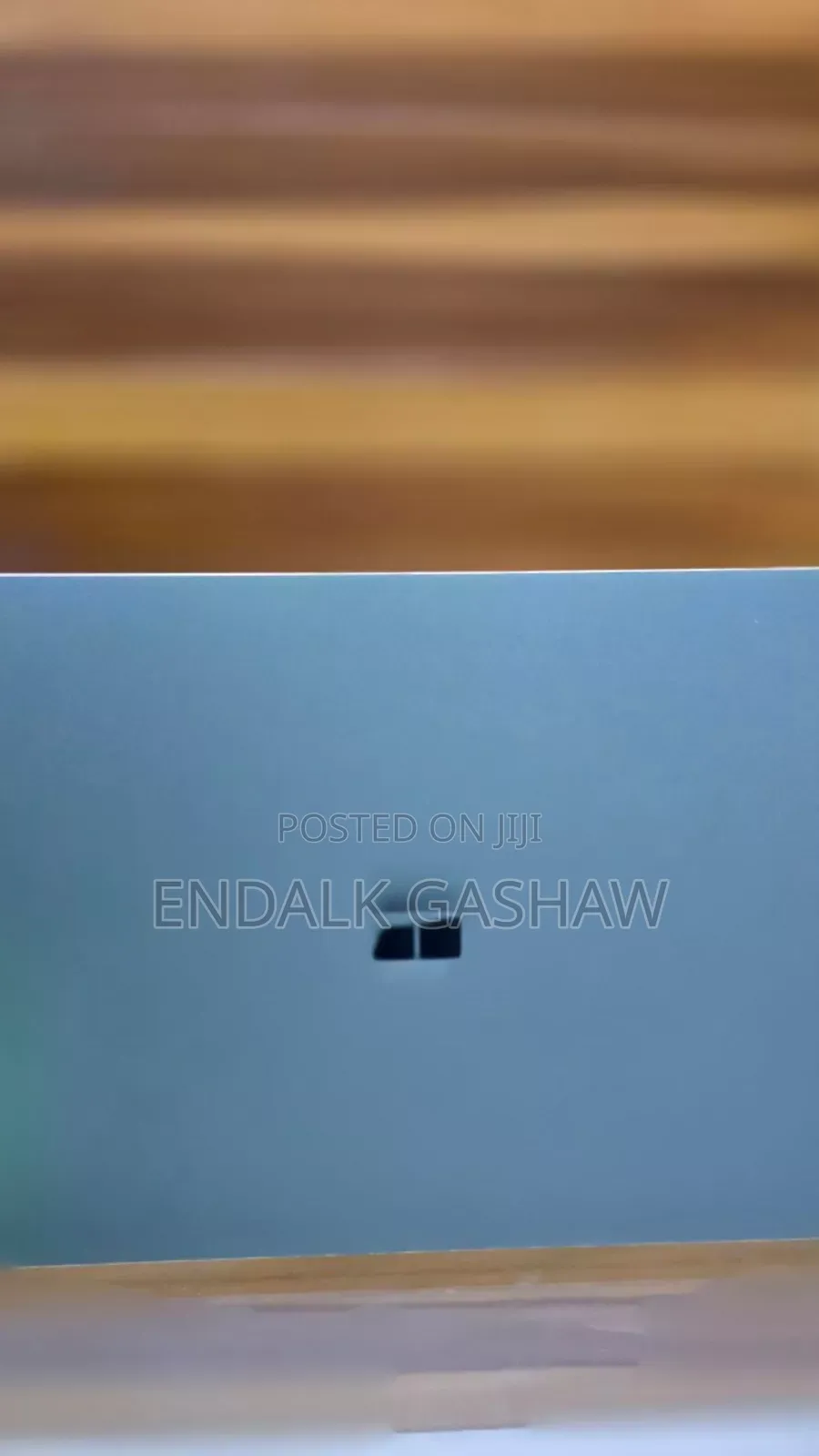 New Laptop Microsoft Surface 8GB Intel Core I5 SSD 256GB