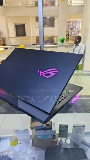 New Laptop Asus ROG Strix G15 32GB AMD Ryzen 9 SSD 1T