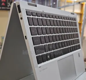 Photo - New Laptop HP Spectre 16GB Intel Core I7 SSD 512GB