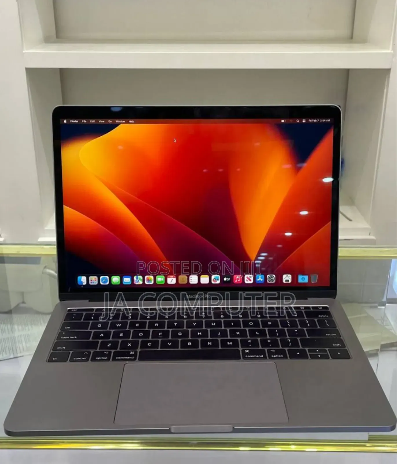 New Laptop Apple MacBook Pro 2017 16GB Intel Core I5 SSD 512GB