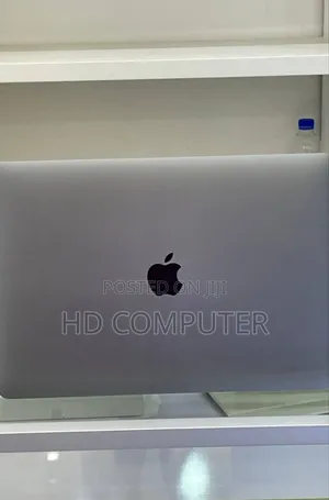 New Laptop Apple MacBook Pro 2017 16GB Intel Core I7 SSD 512GB