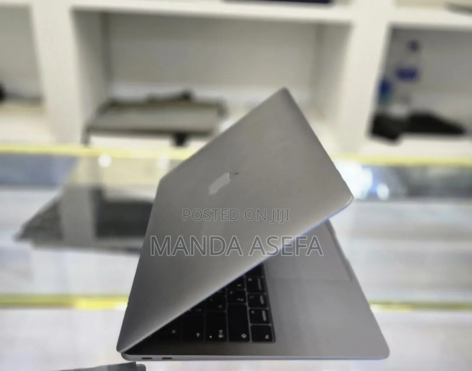 New Laptop Apple MacBook Air 2019 16GB Intel Core I9 SSD 512GB