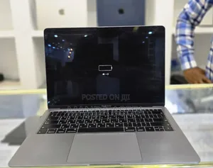 New Laptop Apple MacBook Air 2019 16GB Intel Core I9 SSD 512GB