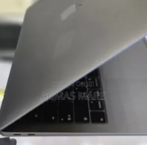 New Laptop Apple MacBook Air 2019 16GB Intel Core I5 SSD 512GB