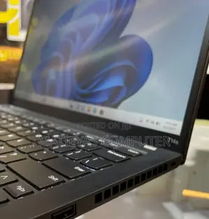 New Laptop Lenovo ThinkPad T14 16GB Intel Core I7 SSD 512GB