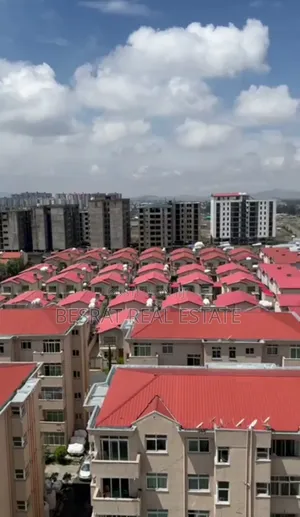 5bdrm Villa in Jh Simex Apartments, Yeka for sale