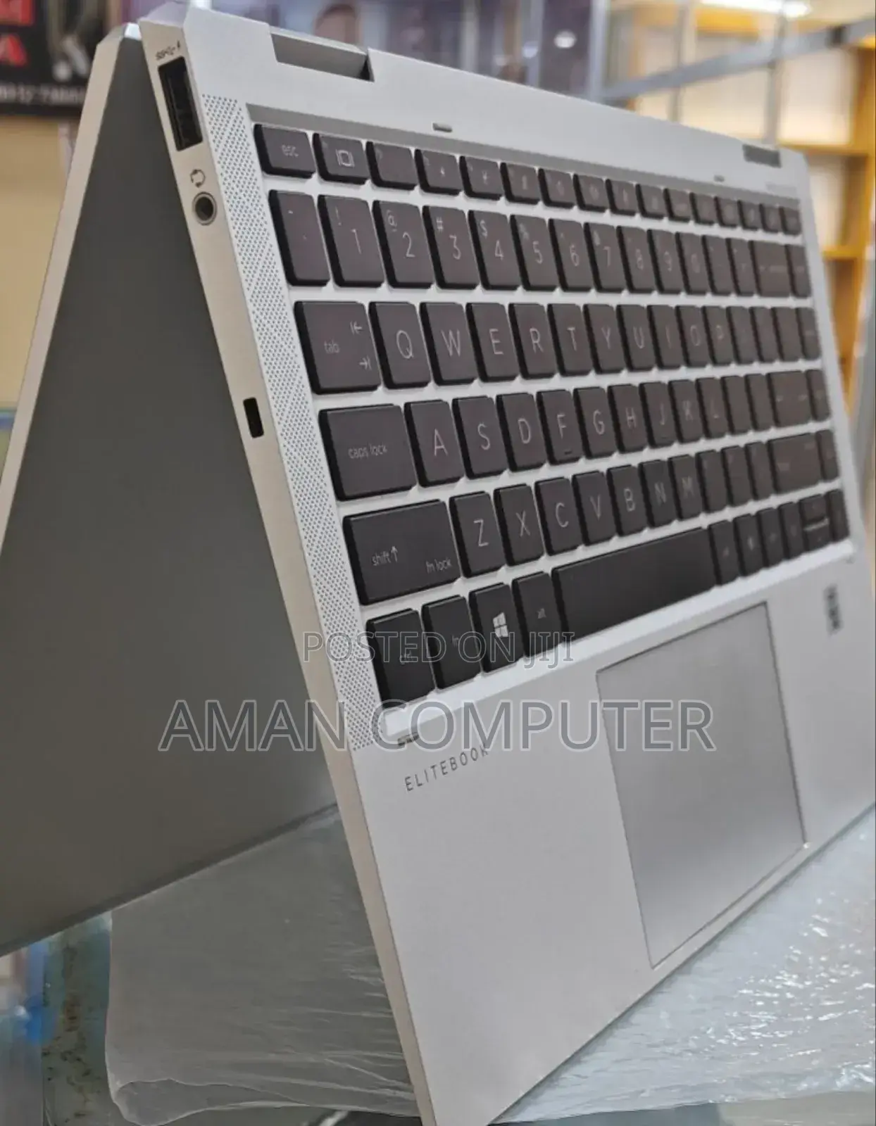 New Laptop HP Spectra 13 16GB Intel Core I7 SSD 512GB