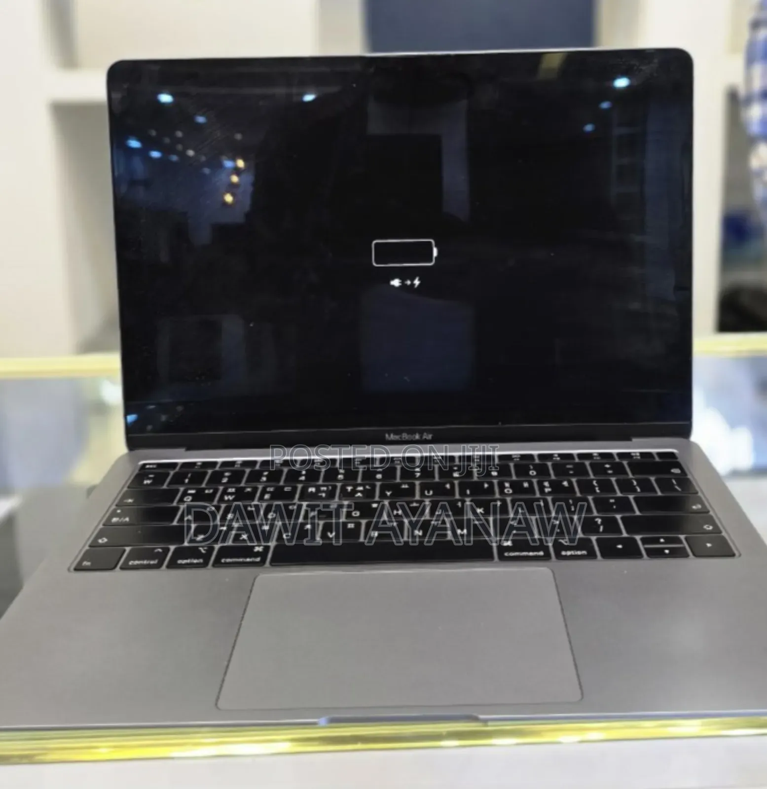 New Laptop Apple MacBook Air 2019 8GB Intel Core I5 SSD 256GB