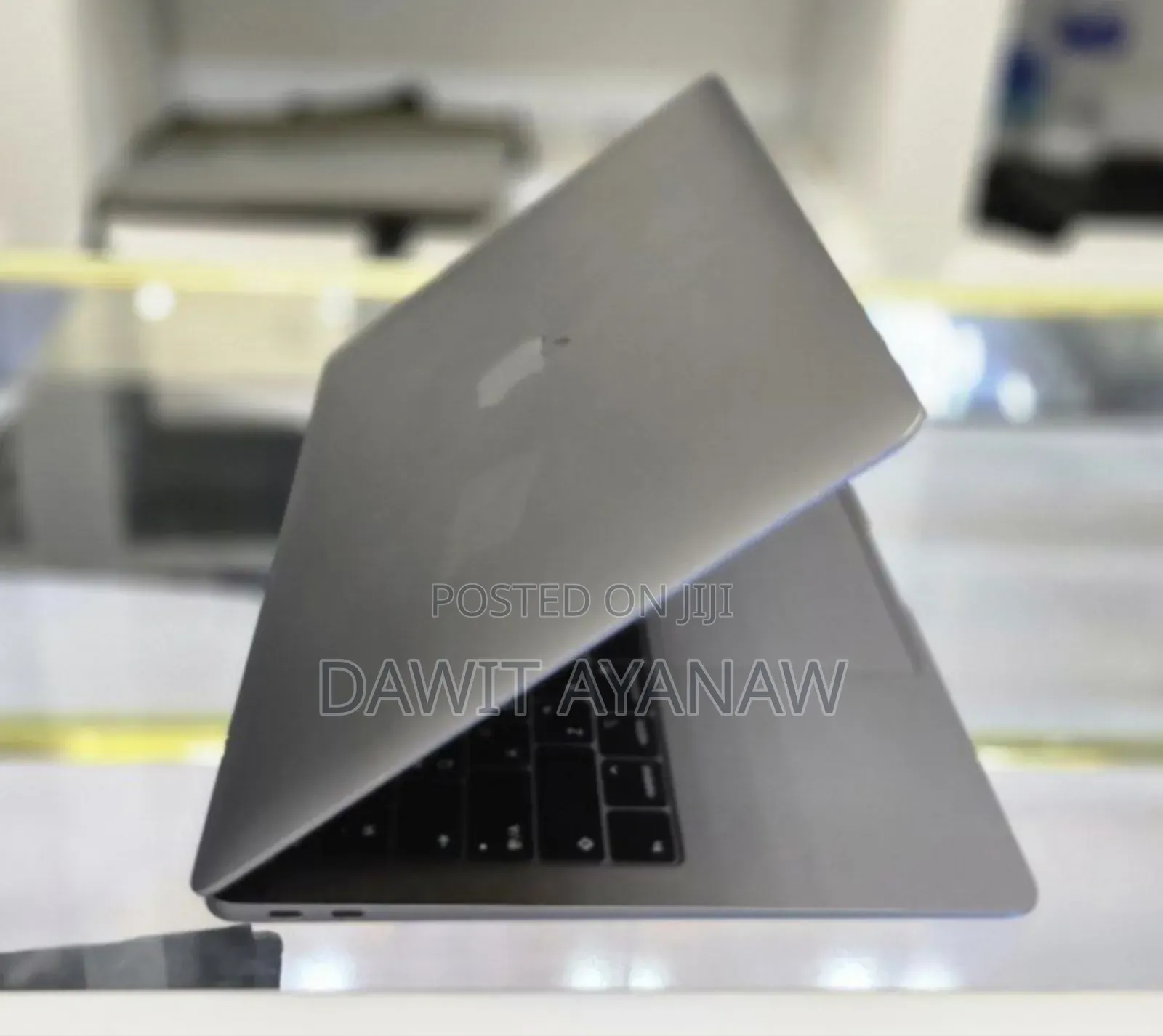 New Laptop Apple MacBook Air 2019 8GB Intel Core I5 SSD 256GB