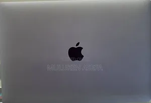 New Laptop Apple MacBook Pro 2017 16GB Intel Core I7 SSD 512GB