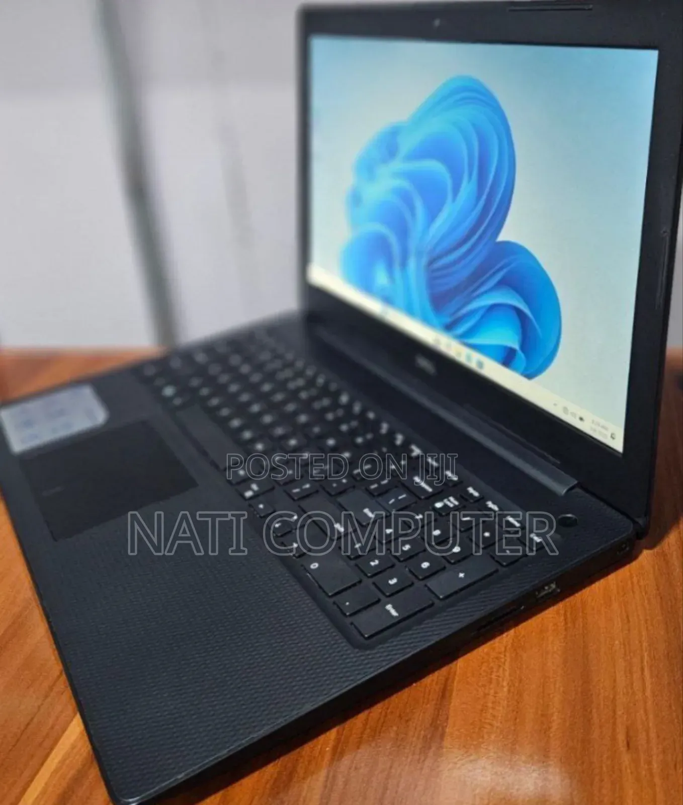 New Laptop Dell XPS 13 8GB Intel Core I5 SSD 1T