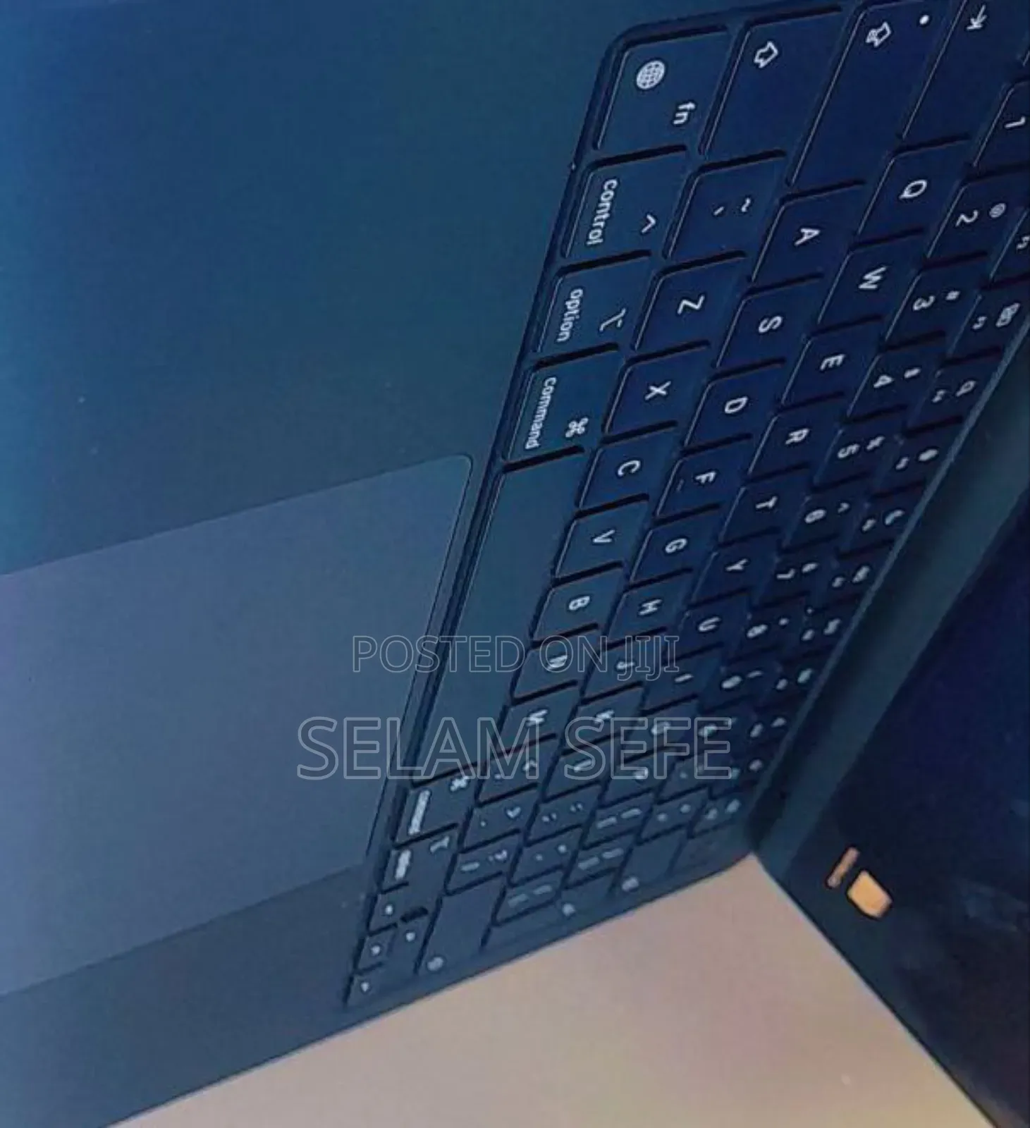 New Laptop Apple MacBook Air 2022 M2 8GB Intel Core M2 SSD 256GB