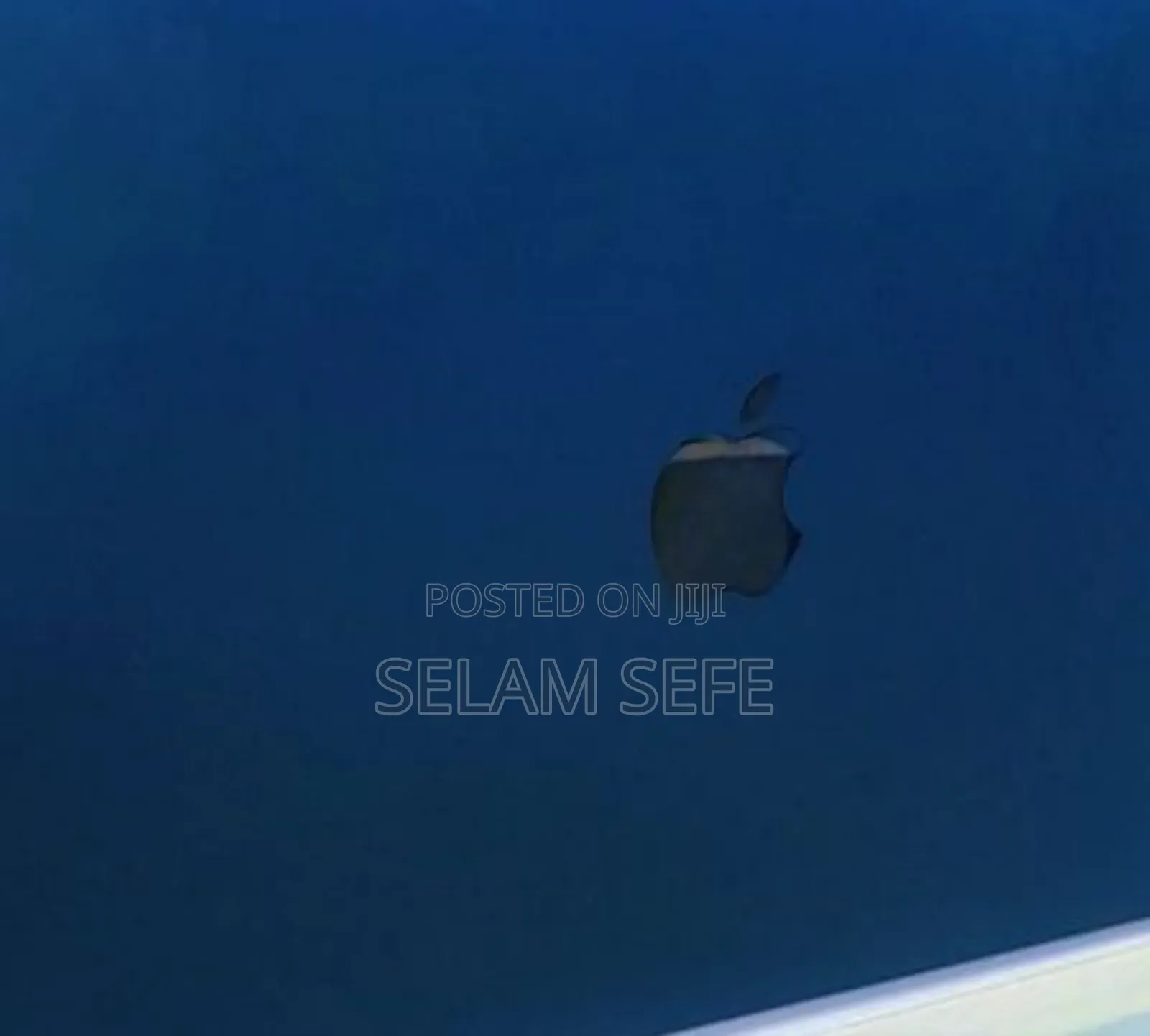 New Laptop Apple MacBook Air 2022 M2 8GB Intel Core M2 SSD 256GB