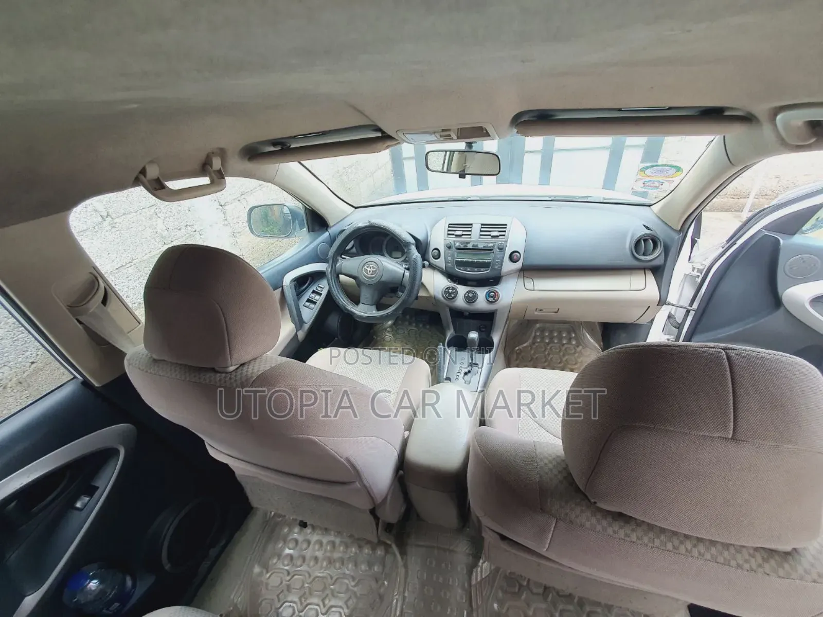 Toyota RAV4 2006 White