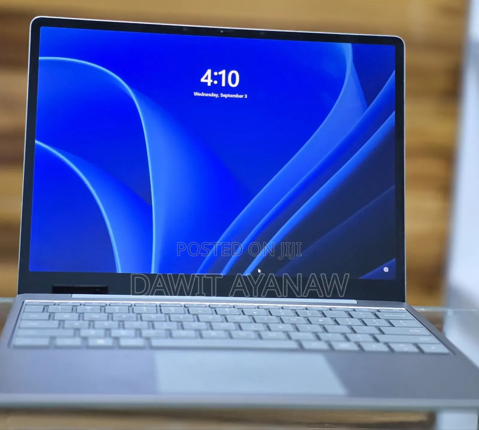 New Laptop Microsoft Surface 8GB Intel Core i5 SSD 256GB