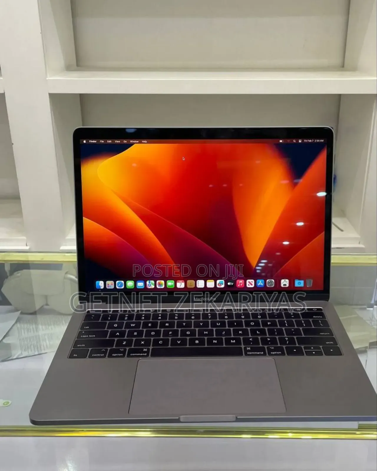 New Laptop Apple MacBook Pro 2017 16GB Intel Core I7 SSD 512GB