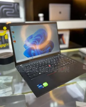 Photo - New Laptop Lenovo ThinkPad T14 16GB Intel Core i7 SSD 512GB