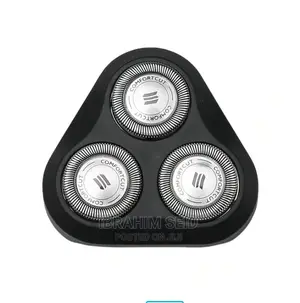 Fresh Shave, Smooth Finish Philips Aquatouch Shaver 1000