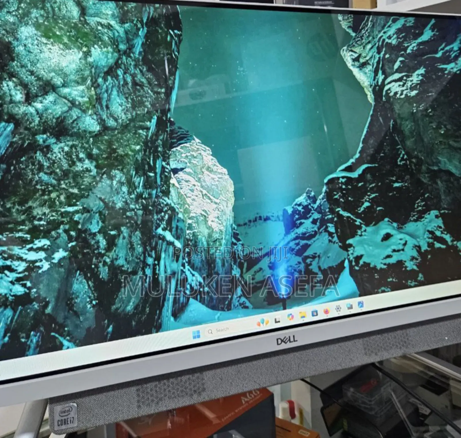 New Dell Inspiron 27 All-in-One 12GB Intel Core I7 SSD 512GB