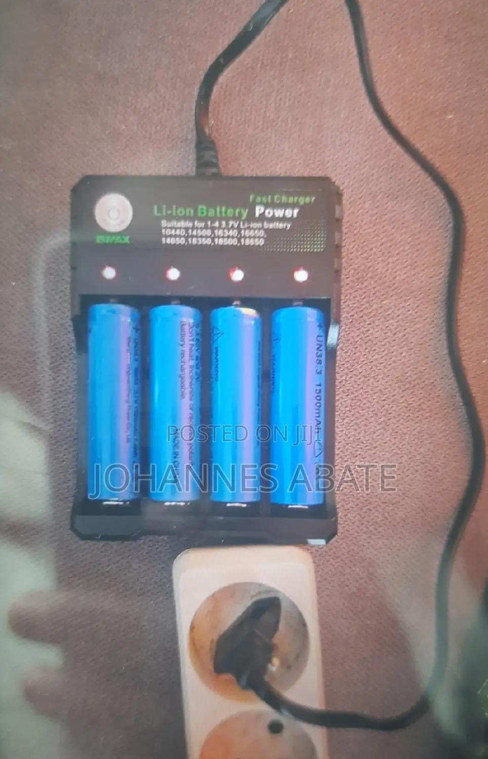 4 Slot Battery Charger