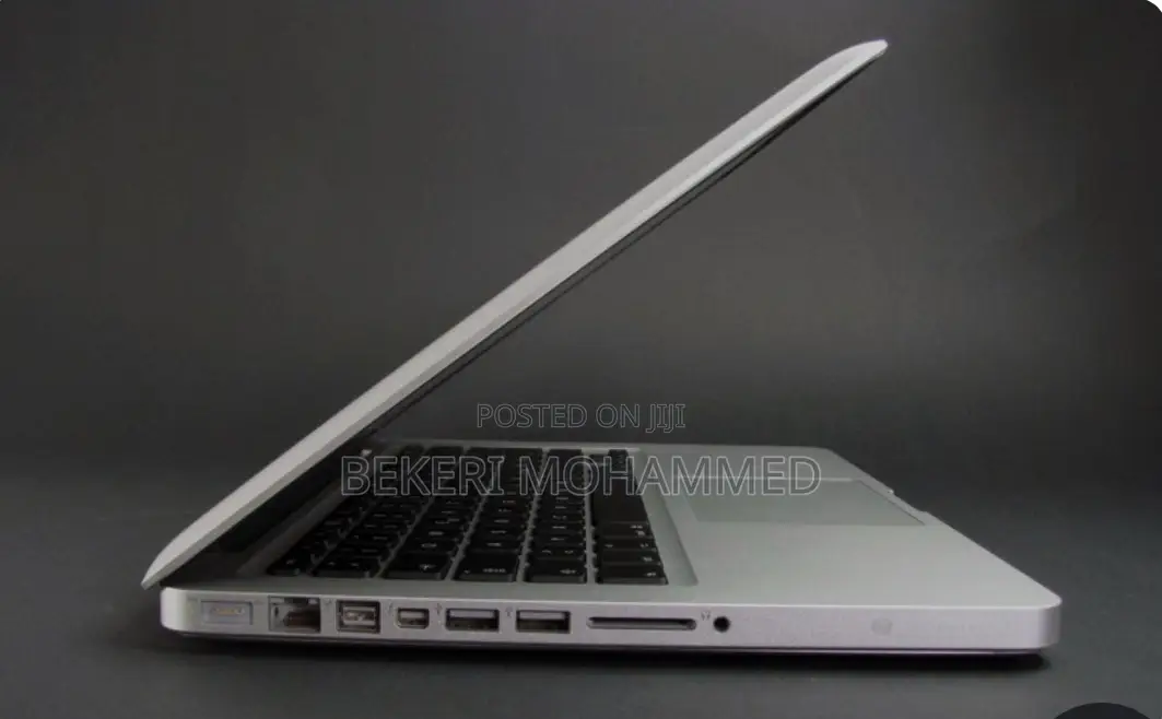 Laptop Apple MacBook 2012 8GB Intel Core I7 HDD 1T