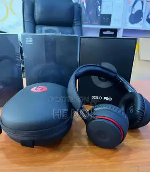 Solo Pro Headset Active Noise Cancelling