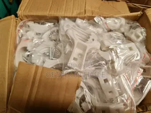 LNB Holder (Lnb ማቀፊያ)