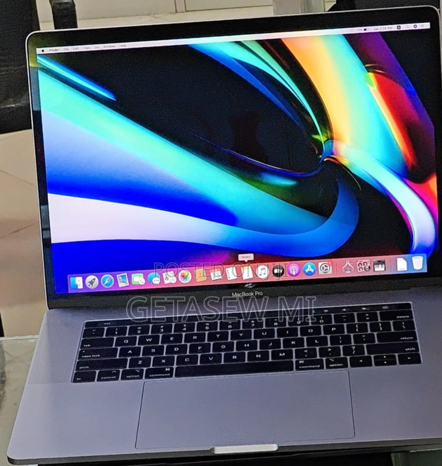 New Laptop Apple MacBook Pro 2019 32GB Intel Core I9 SSD 512GB