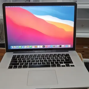 Photo - New Laptop Apple MacBook 2015 16GB Intel Core I7 SSD 256GB