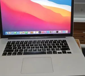 New Laptop Apple MacBook 2015 16GB Intel Core I7 SSD 256GB