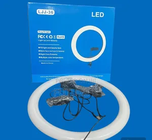 Photo - 14" Led Ring Light: Enhance Every Detail.