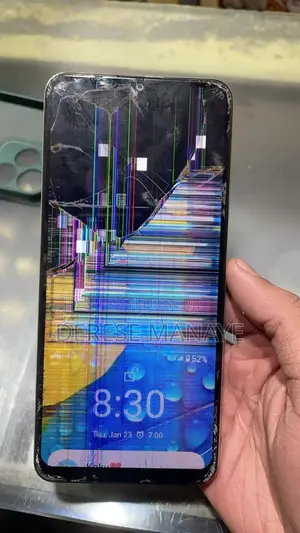 ኦርጂናል ስክሪን አለን በአዲስ ስልክ እንቀይራለን Samsung iPhone Infinix Oppo Vivo