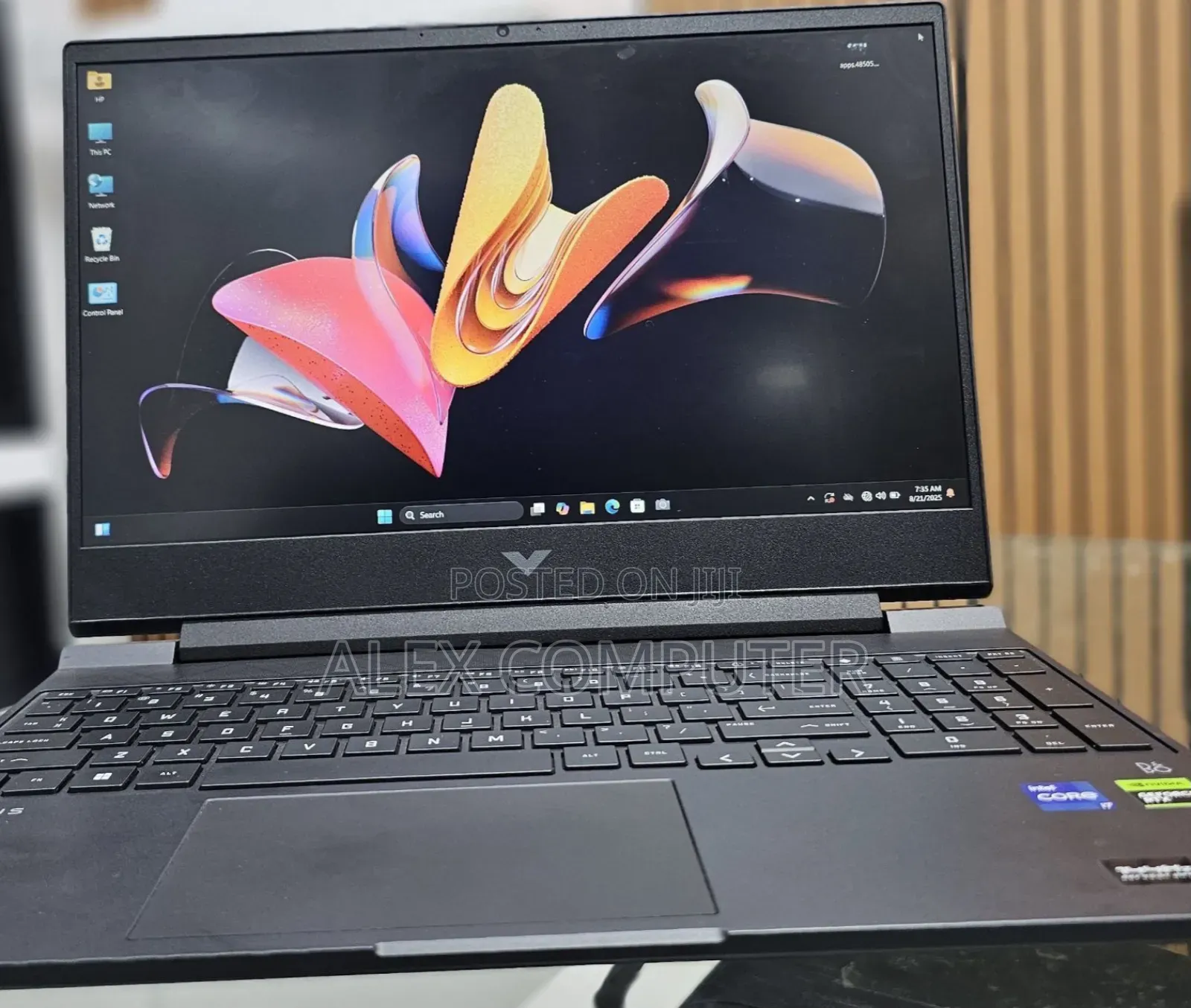 New Laptop HP Victus 16 16GB Intel Core i7 SSD 1T