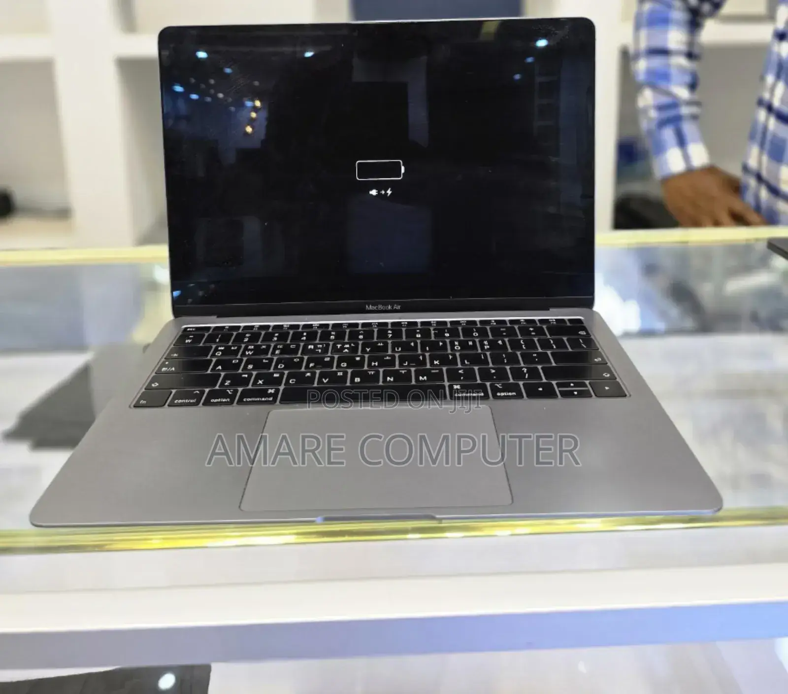 New Laptop Apple MacBook Air 2019 16GB Intel Core I5 SSD 512GB