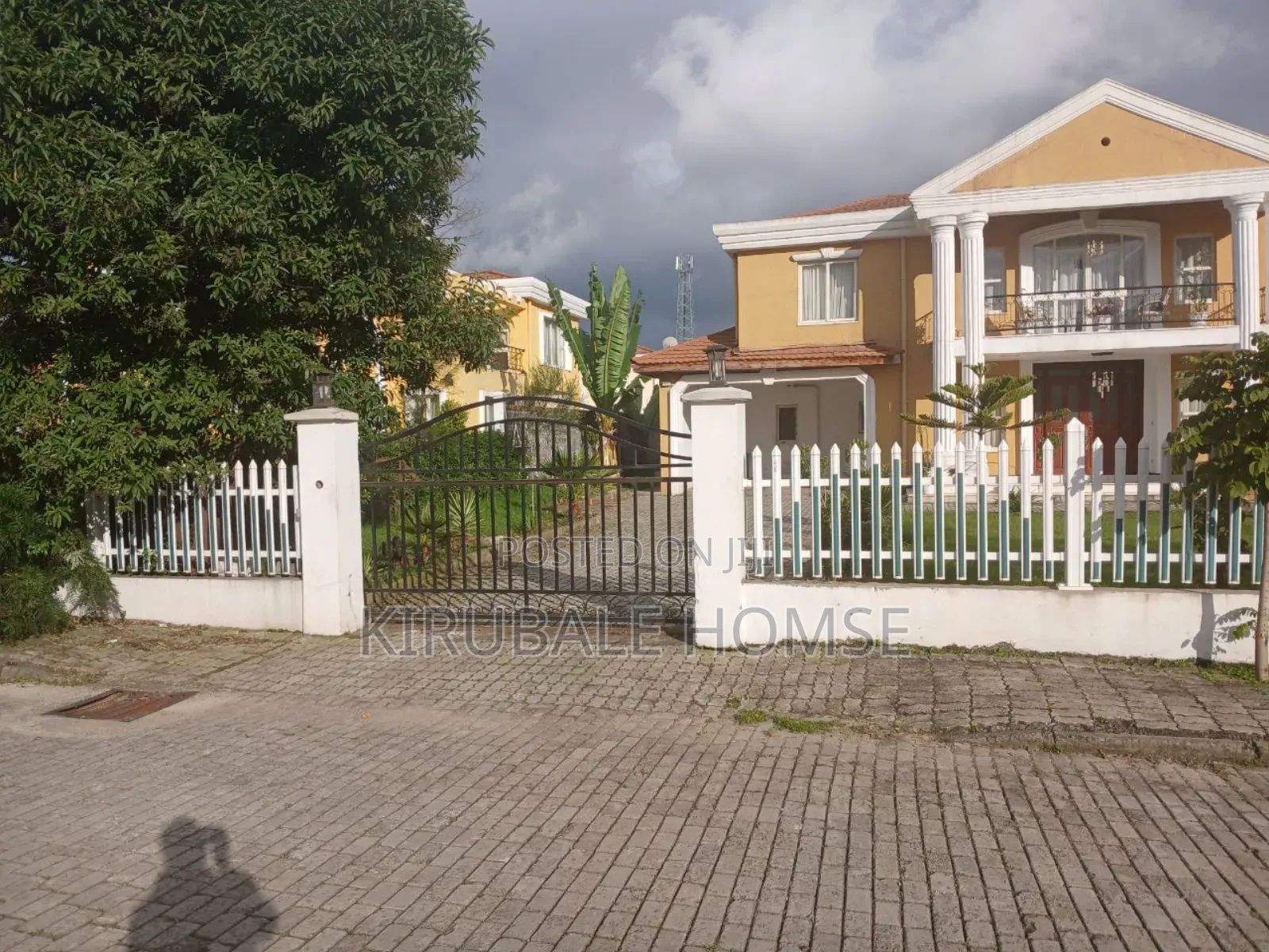 5bdrm Villa in Ccd Sheger City, Bole for sale