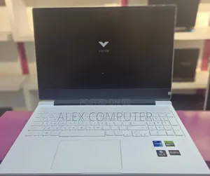 New Laptop HP Victus 15 16GB Intel Core I7 SSD 1T