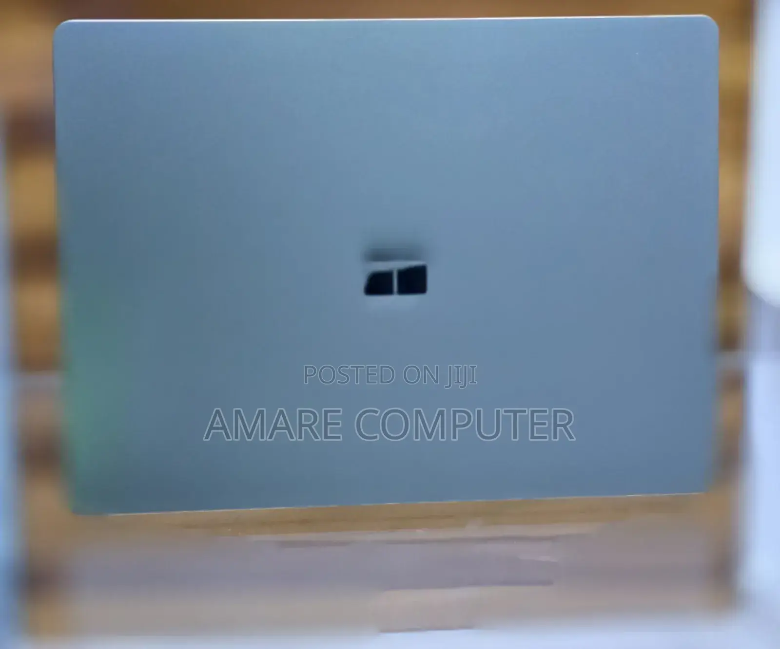 New Laptop Microsoft Surface 8GB Intel Core I5 SSD 256GB