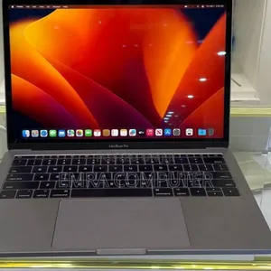 Photo - New Laptop Apple MacBook Pro 2017 16GB Intel Core I5 SSD 512GB