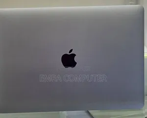 New Laptop Apple MacBook Pro 2017 16GB Intel Core I5 SSD 512GB