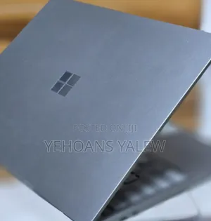 New Laptop Microsoft Surface 8GB Intel Core I5 SSD 256GB