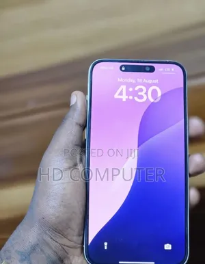 New Apple iPhone 15 256 GB Purple