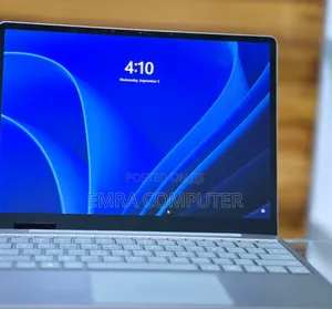 Photo - New Laptop Microsoft Surface 16GB Intel Core I5 SSD 256GB