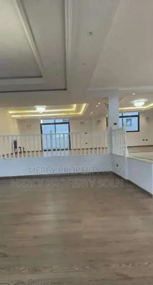 9bdrm House in Bole for sale