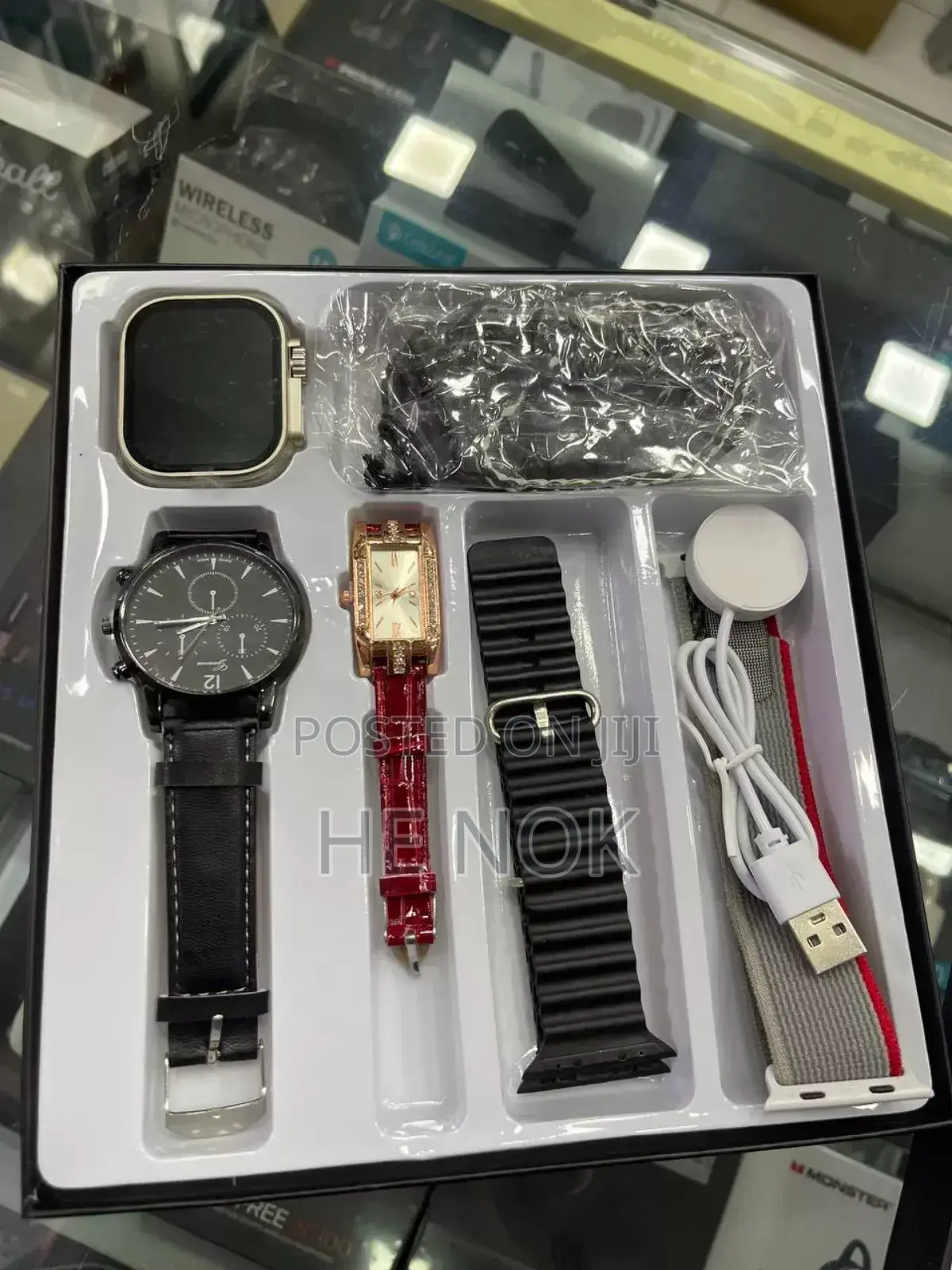 At3 Ultra 2 Smart Watch Wireless Charging Best Package