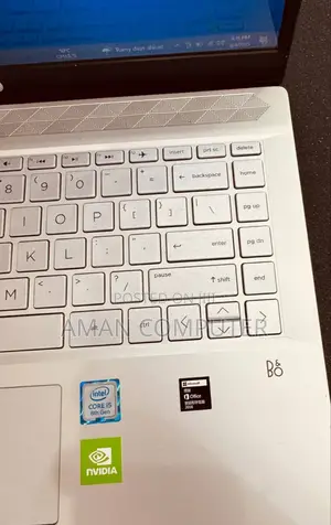 New Laptop HP Pavilion 15 8GB Intel Core I5 SSD 256GB