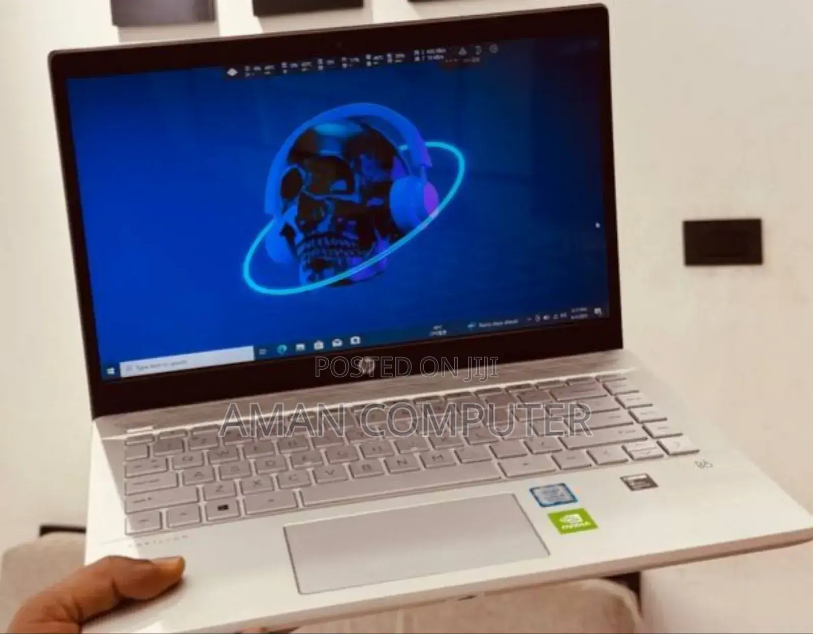 New Laptop HP Pavilion 15 8GB Intel Core I5 SSD 256GB