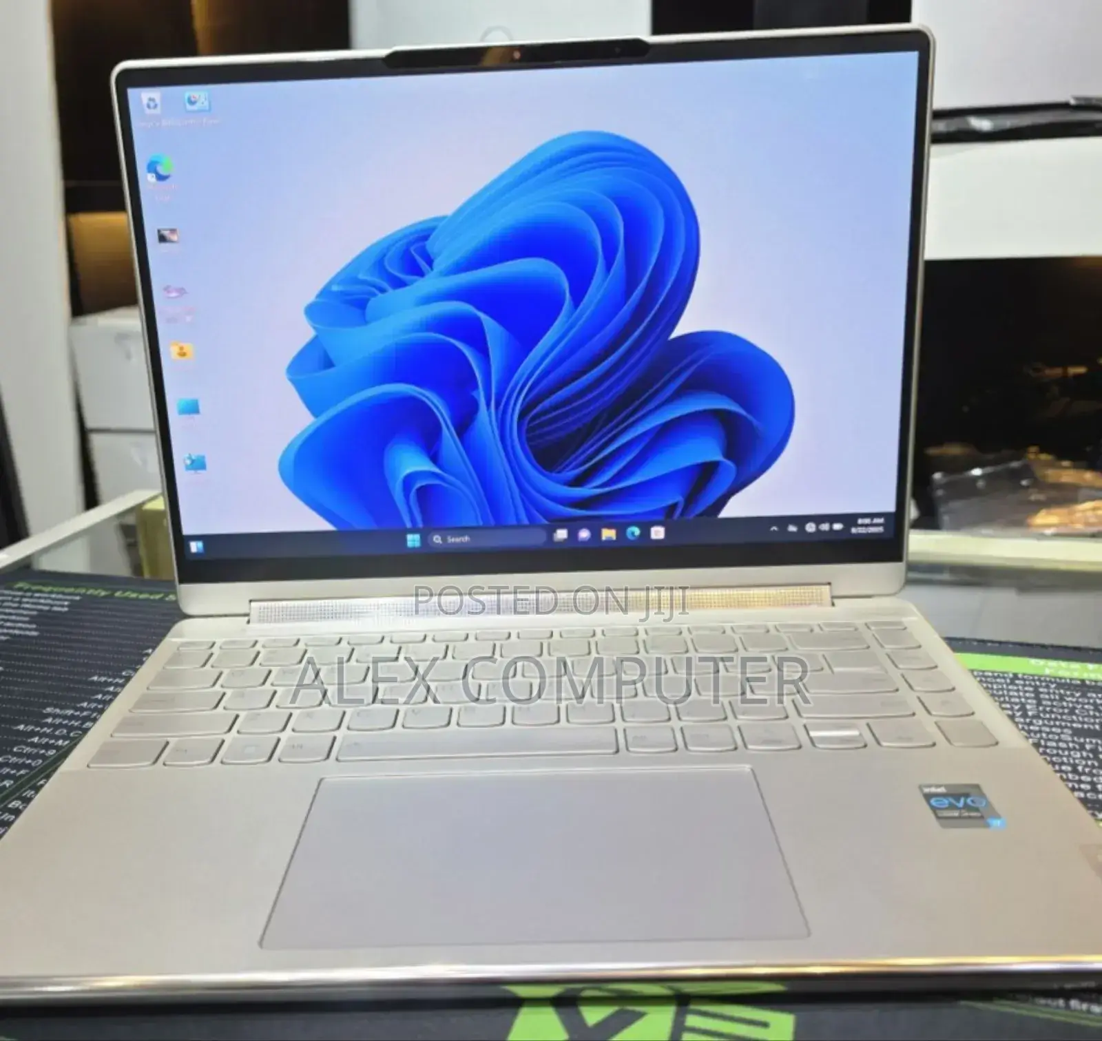 New Laptop Lenovo Yoga 9i 16GB Intel Core I7 SSD 1T