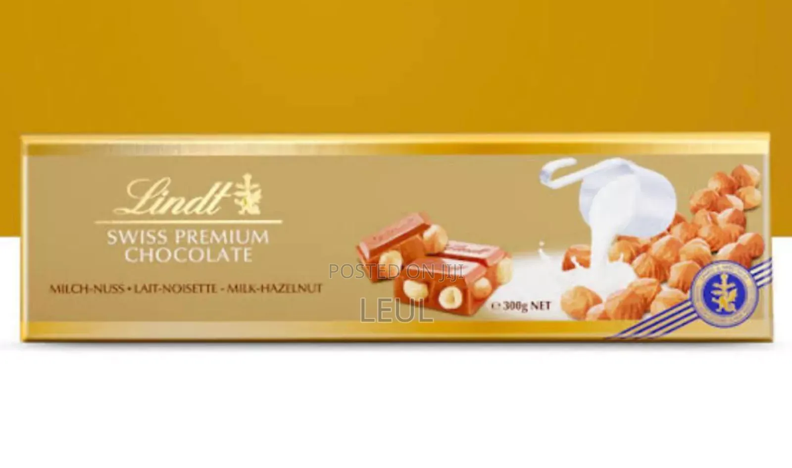 Lindt Swiss Premium Huzelnut Chocolate